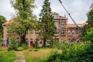 Kinderweeshuis nunspeet dakbedekking